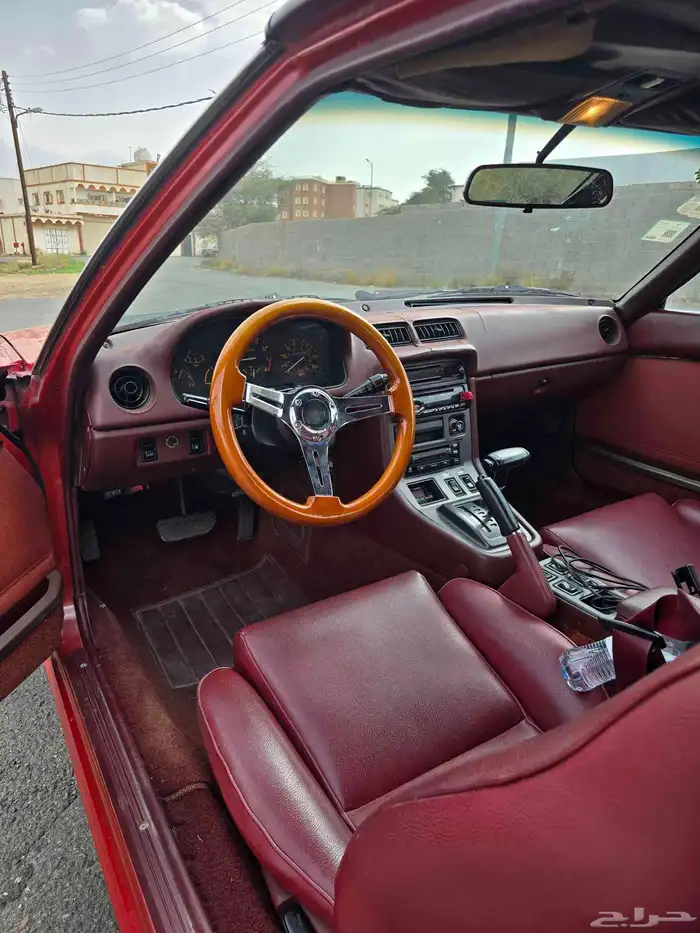 مازدار RX7 موديل 82 ماشيه 100 الف مخزنه 8