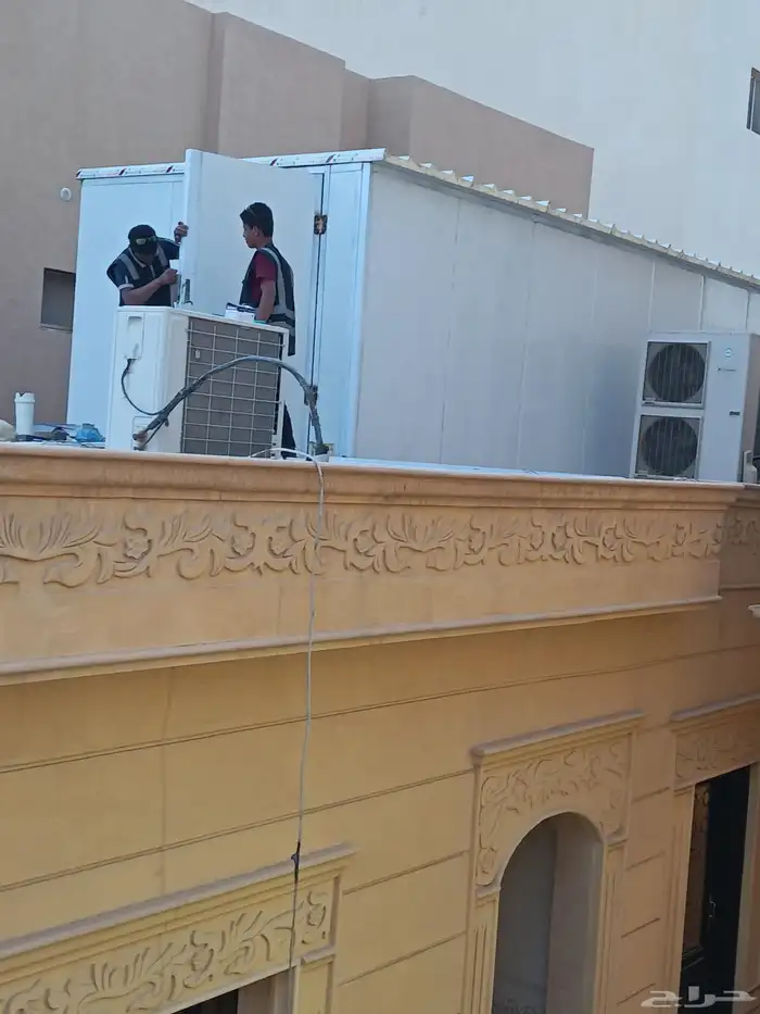 حداد ابواب وشبابيك سندويش بنل سواتر لكسان مظلاه شمال الرياض 0