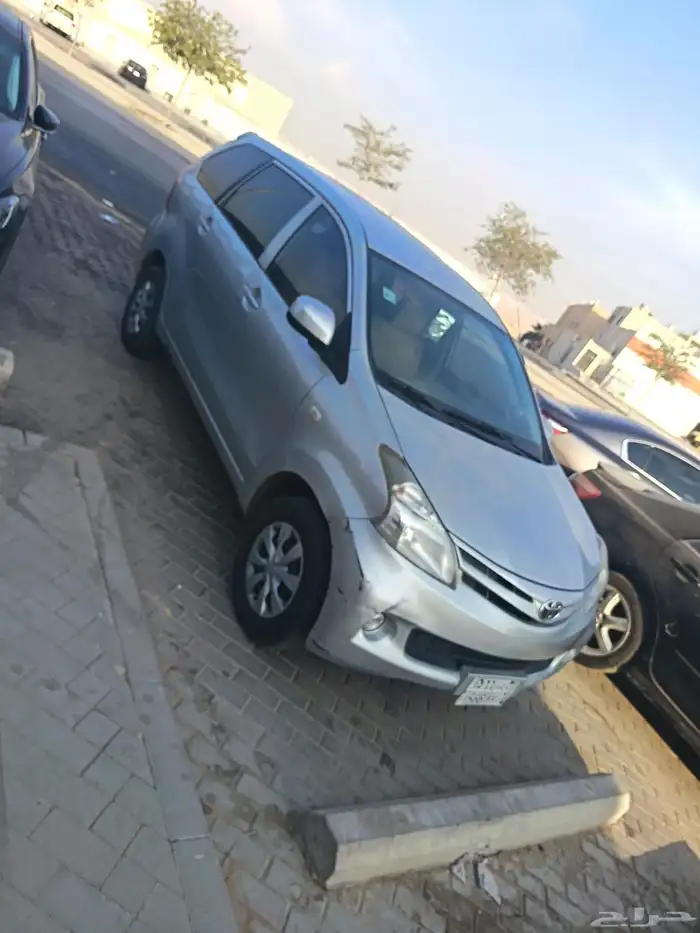 سيارة افانزا للبيع 2015 قير مكينه شاص وكاله كلها السياره 0