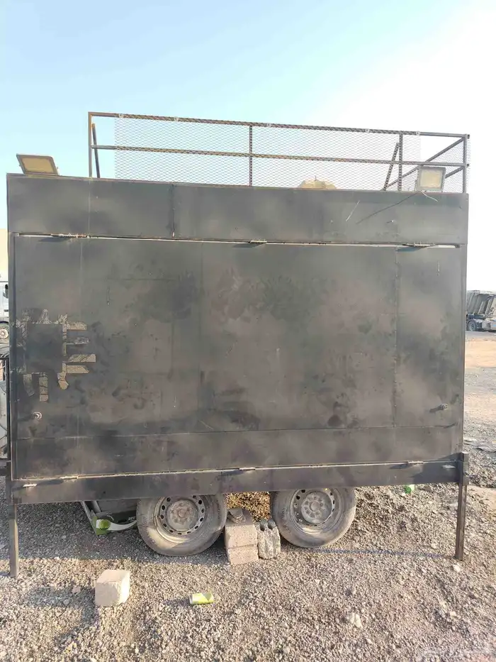 للبيع فود ترك 1