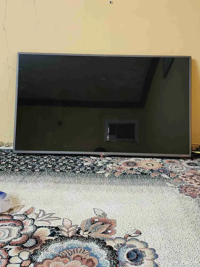 شاشة LG 47 بوصه 0