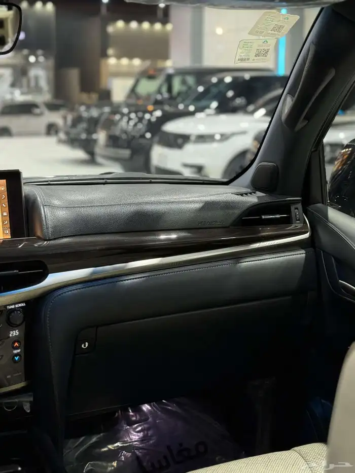 لكزس - 2016 - LX570 - فل كامل 17