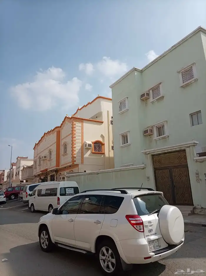 تويوتا راف فور 2011 0