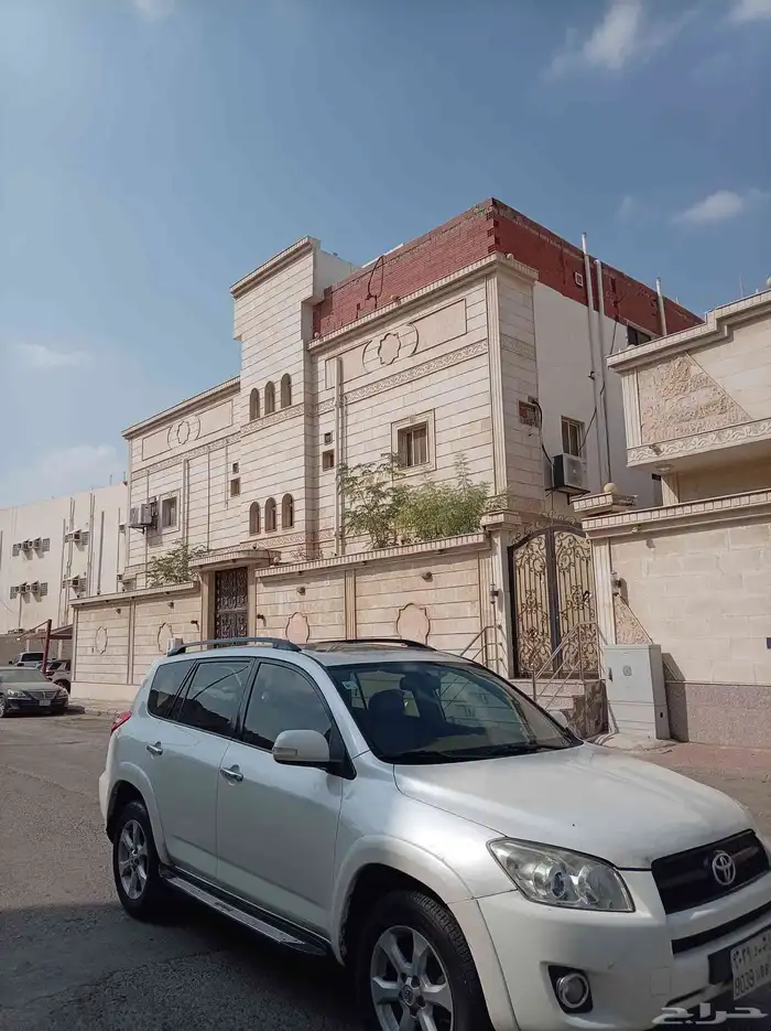 تويوتا راف فور 2011 2