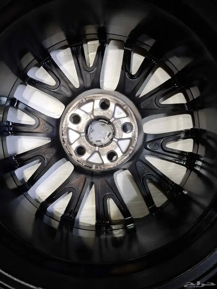 جنوط كامري جراندي موديل 2023.2024 مقاس 18 اصلية وكالة 5