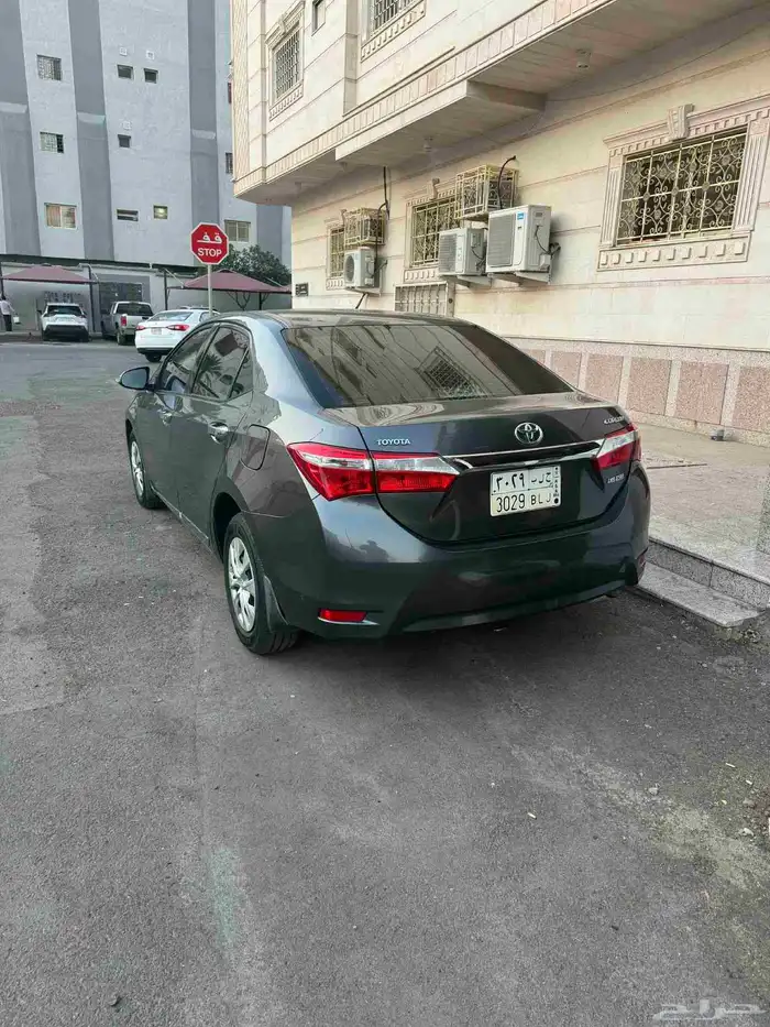 تويوتا كورولا 2015 9