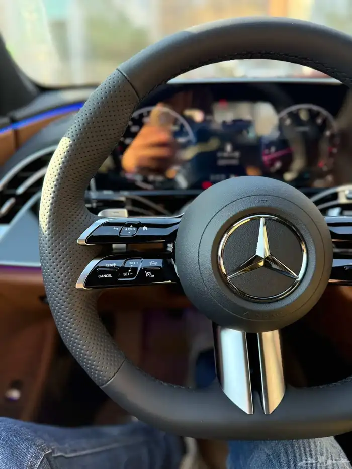 عرض خاص مرسيدس للبيع E300 موديل 2026 اصفار استيراد كوريا 31