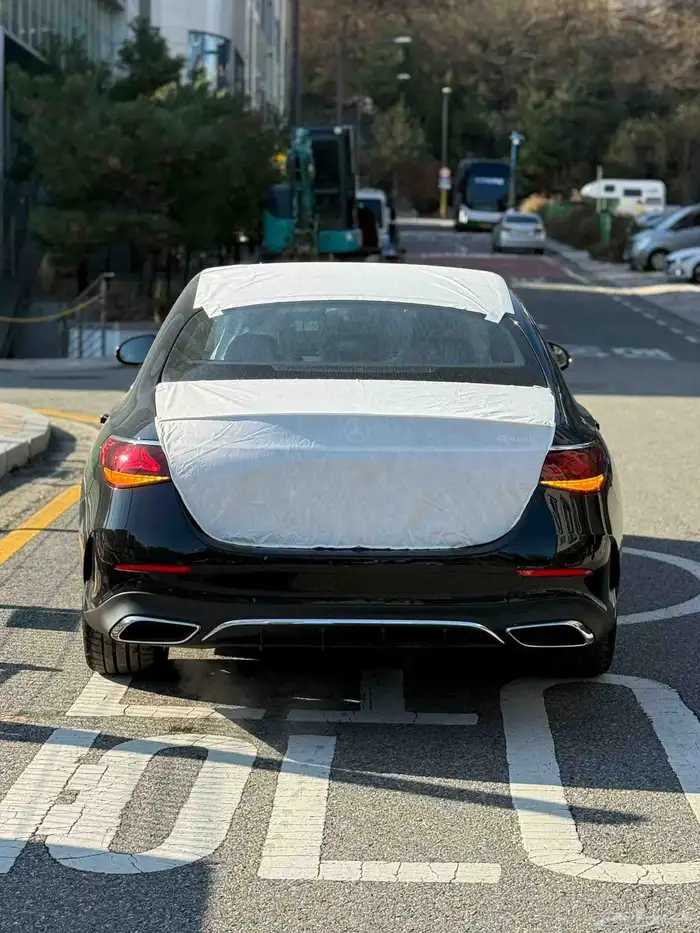 عرض خاص مرسيدس للبيع E300 موديل 2026 اصفار استيراد كوريا 5