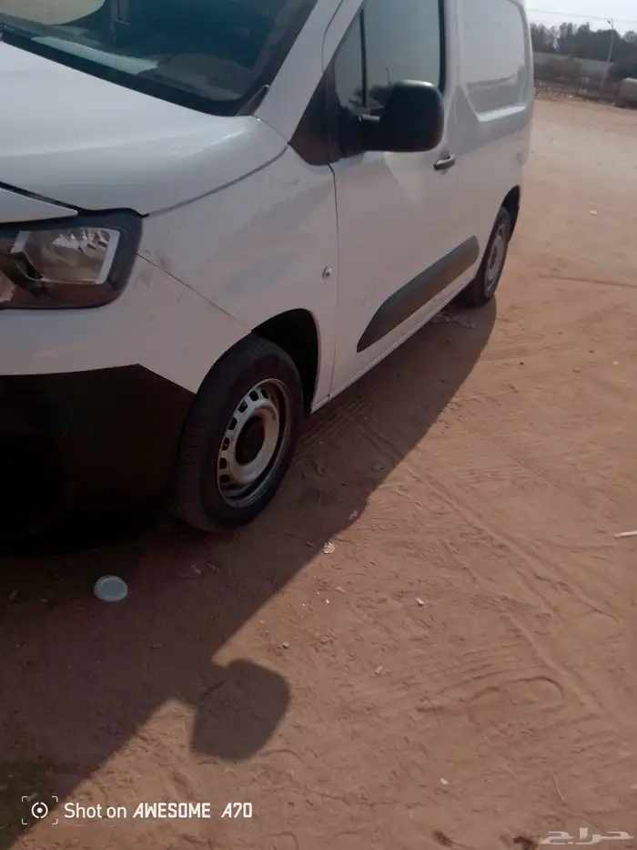 باص بيجو بارتنر ديزل موديل 2023 4