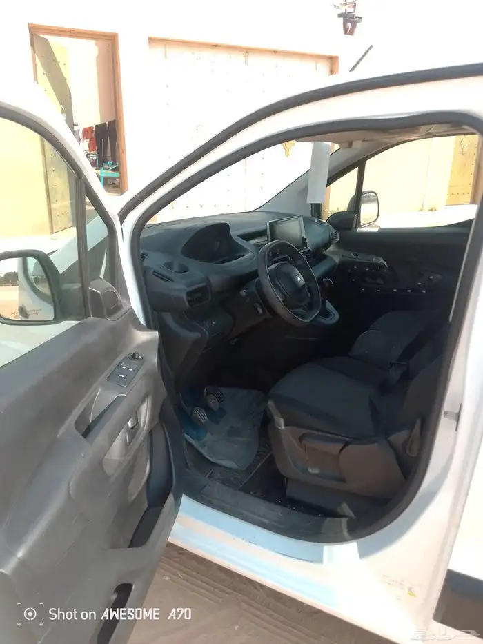 باص بيجو بارتنر ديزل موديل 2023 2