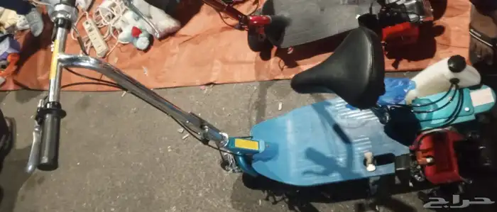 سكوتر بنزين شغال على الشرط لسته جديد 1