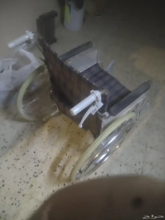 كرسي متحرك لذوي الاحتياجات الخاصة المنيوم شبه جديد النهدي 0