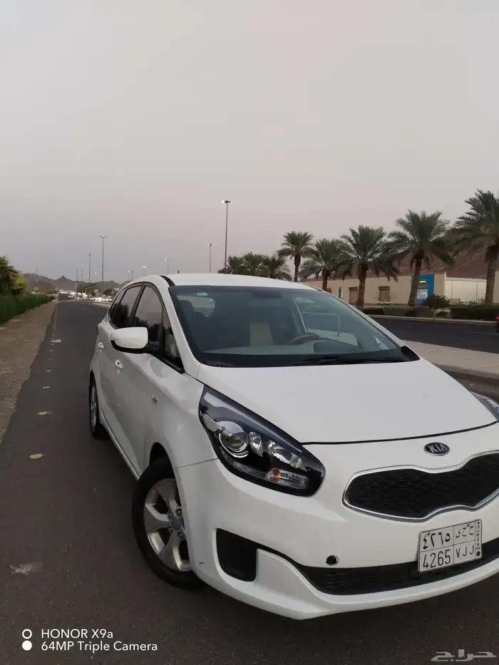 كيا كارينز موديل 2014 0