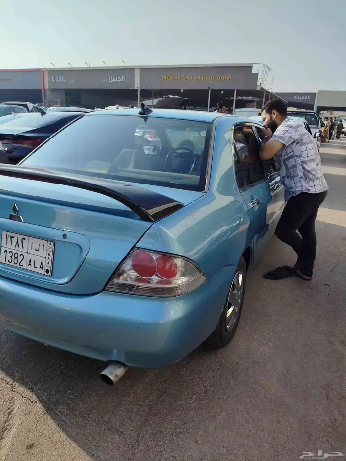 لانسر موديل 2005 1