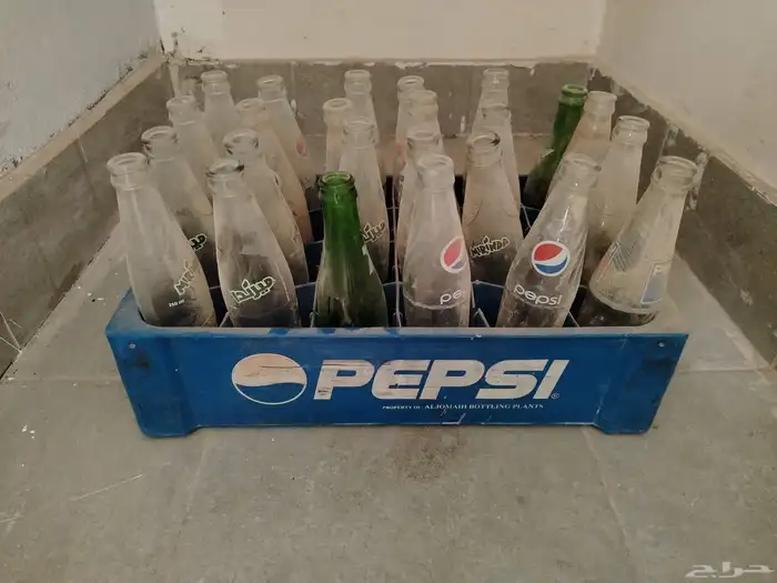 صندوق بيبسي مع قراش بيبسي بسعر 50 ريال 0