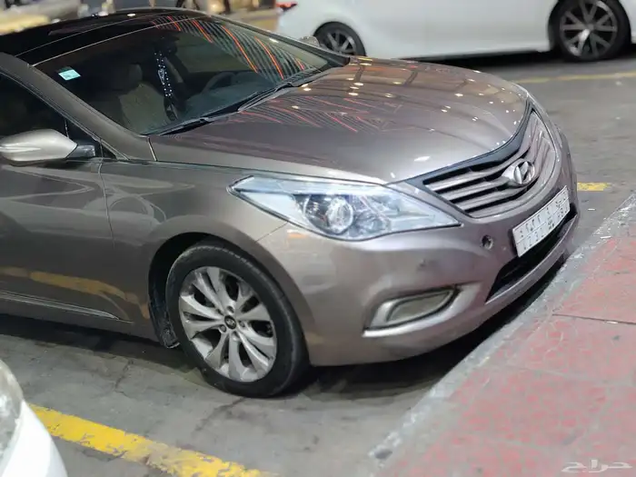 هيونداي ازيرا 2013 12