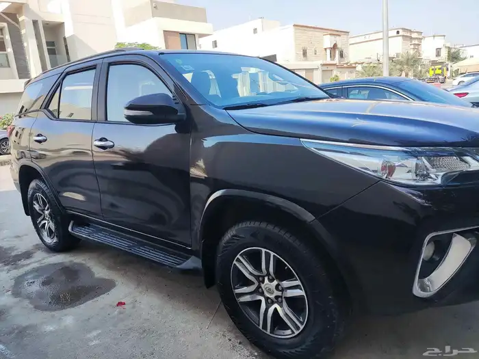 تويوتا فورتشنر 2017   6 سلندر دبل 9