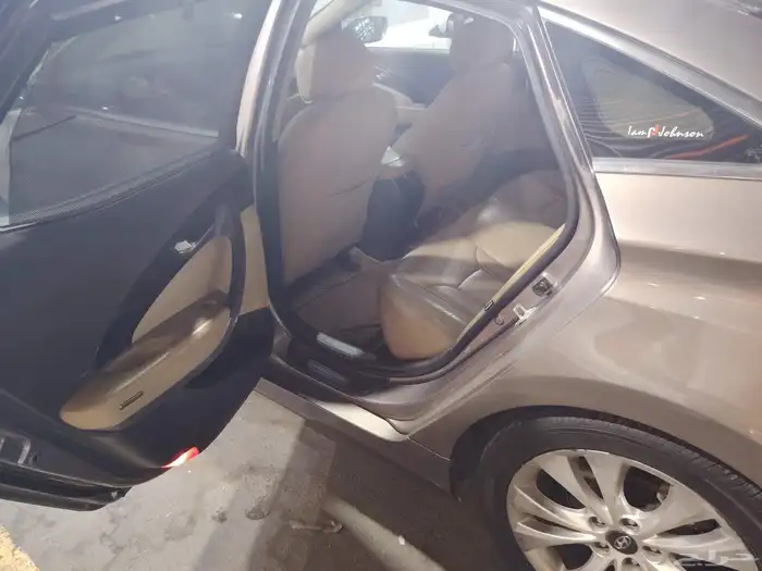 هيونداي ازيرا 2013 6