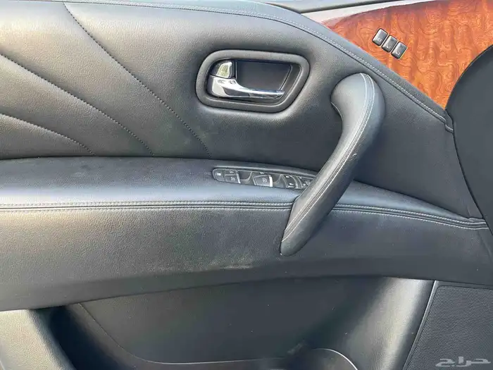 انفنتي QX80 2015 فل سعودي 12