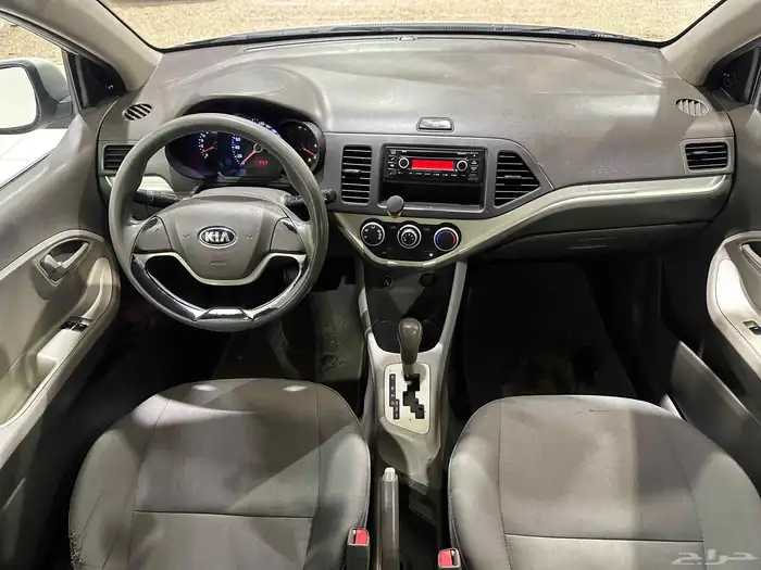 كيا بيكانتو موديل 2015 بحاله ممتازه 11