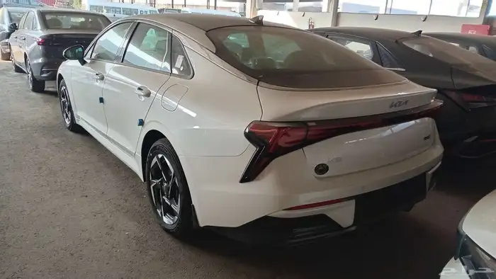 كيا k5 موديل 2026 نص فل 3