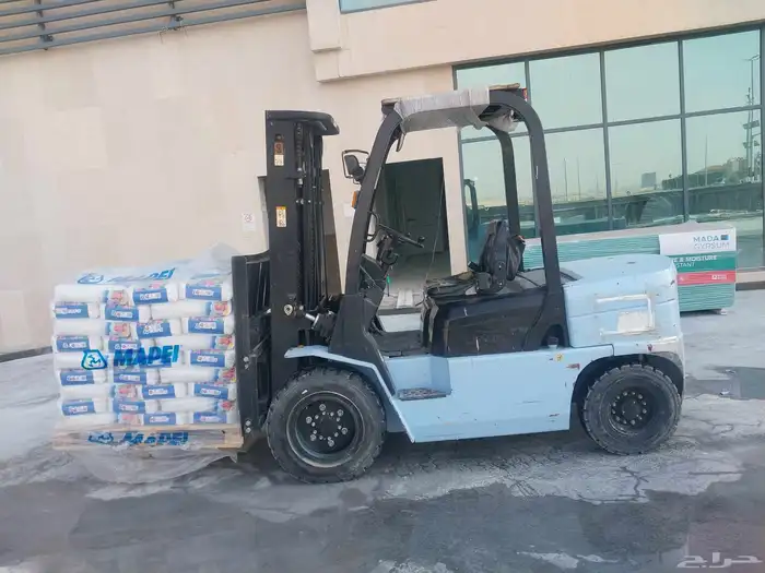 تاجير رافعات شوكيه وكرينات رافعه للايجار رافعه فوركلفت للايج 6