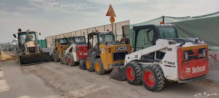 ابو فارس لجميع المعدات الثقيله للايجار يومي شهري سنوي 4