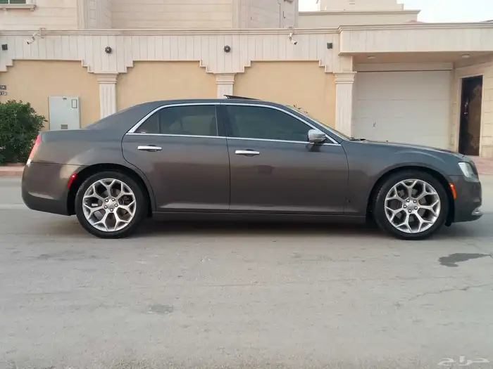 كرايسلر 2019 C300 اكزاكتف أعلى فئة V6 سعودي نظيف جدا 6