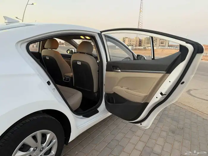 هيونداى النترا 2020 مكينه 2000 مالك اول - ممشى قليل 12