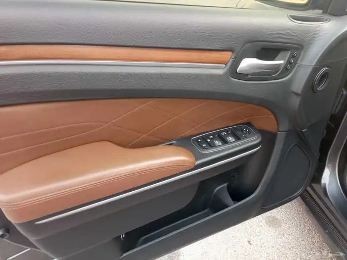 كرايسلر 2019 C300 اكزاكتف أعلى فئة V6 سعودي نظيف جدا 28