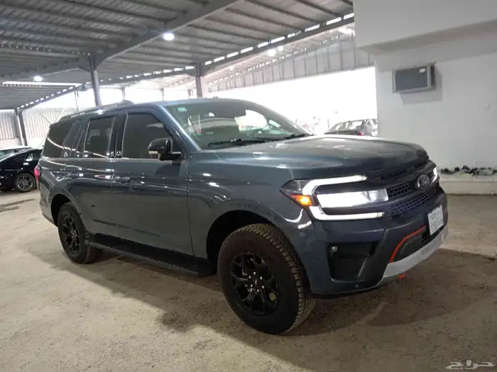 فورد اكسبديشن موديل 2022 فل كامل ممشئ55 الف 2