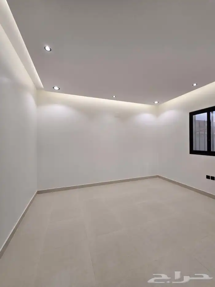 للبيع فيلا مودرن VIP دورين وملحق 10غرف طريق الثمانين بالخميس 41