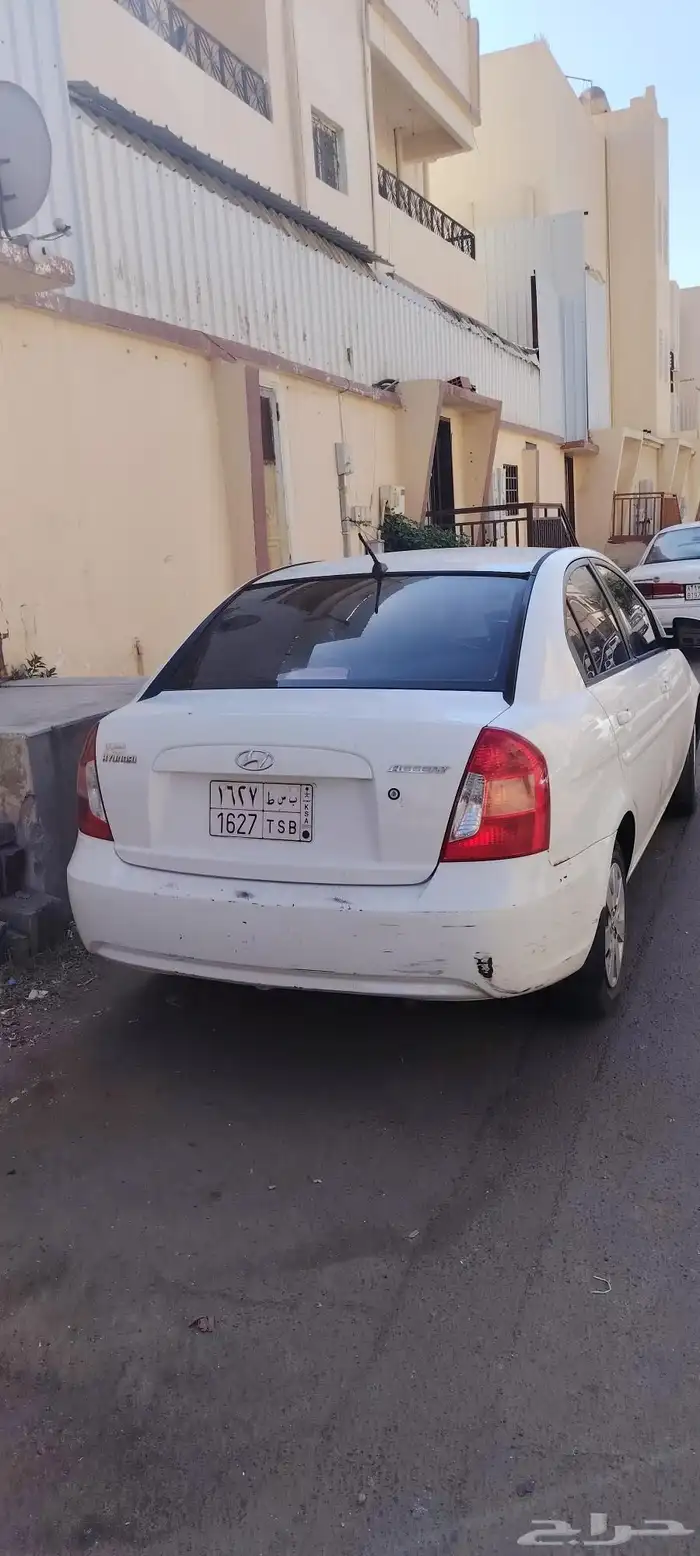 للبيع اكسنت 2011 على الشرط 3