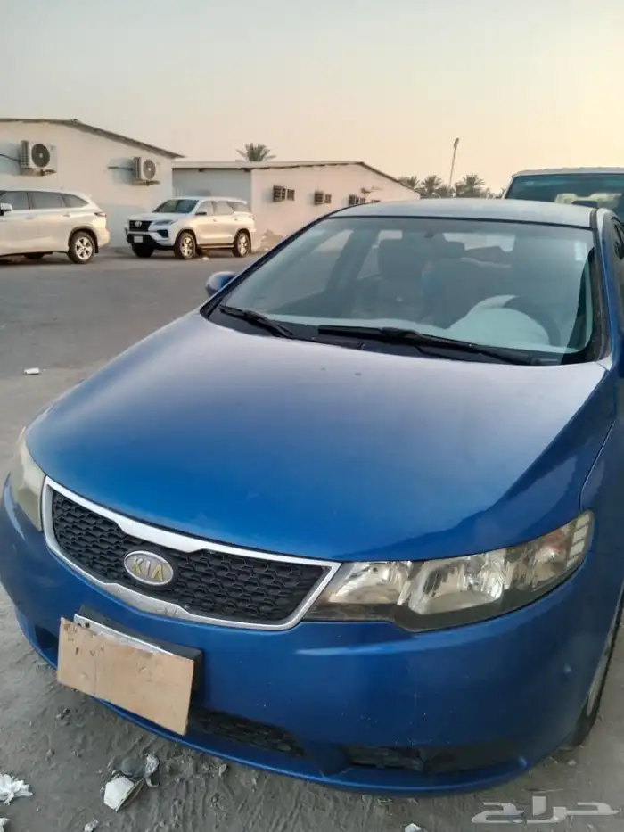 للبيع سياره كيا 3