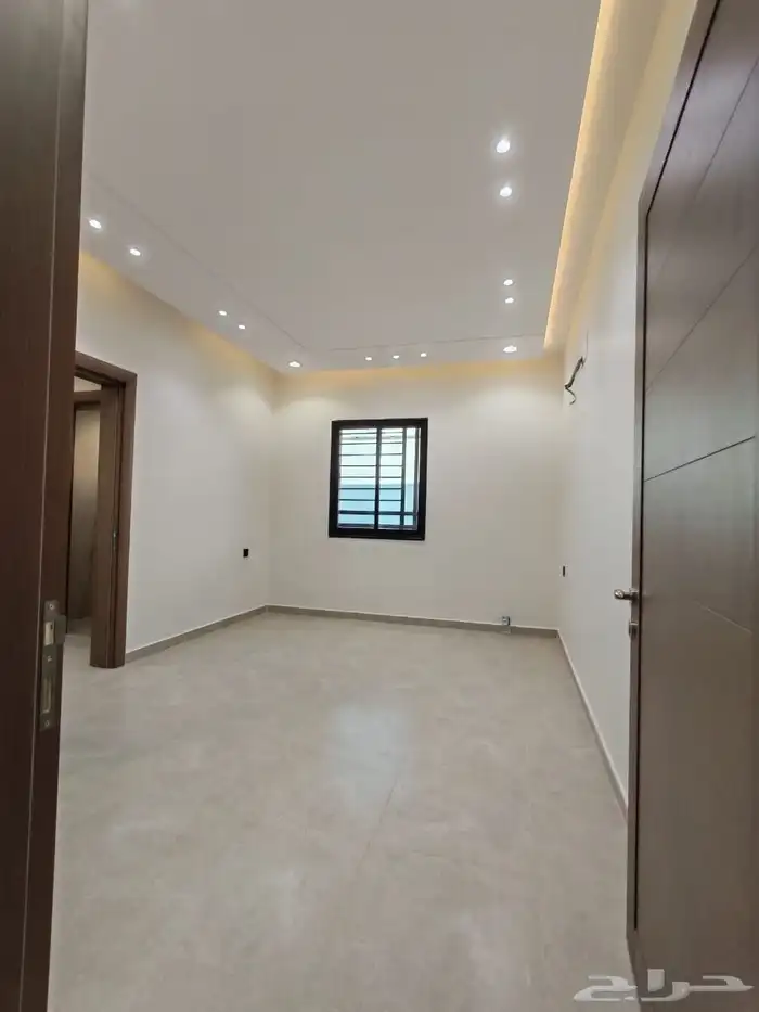 للبيع شقة تمليك علوية مصعد جاهز سطح خاص تشطيب مودرن 8