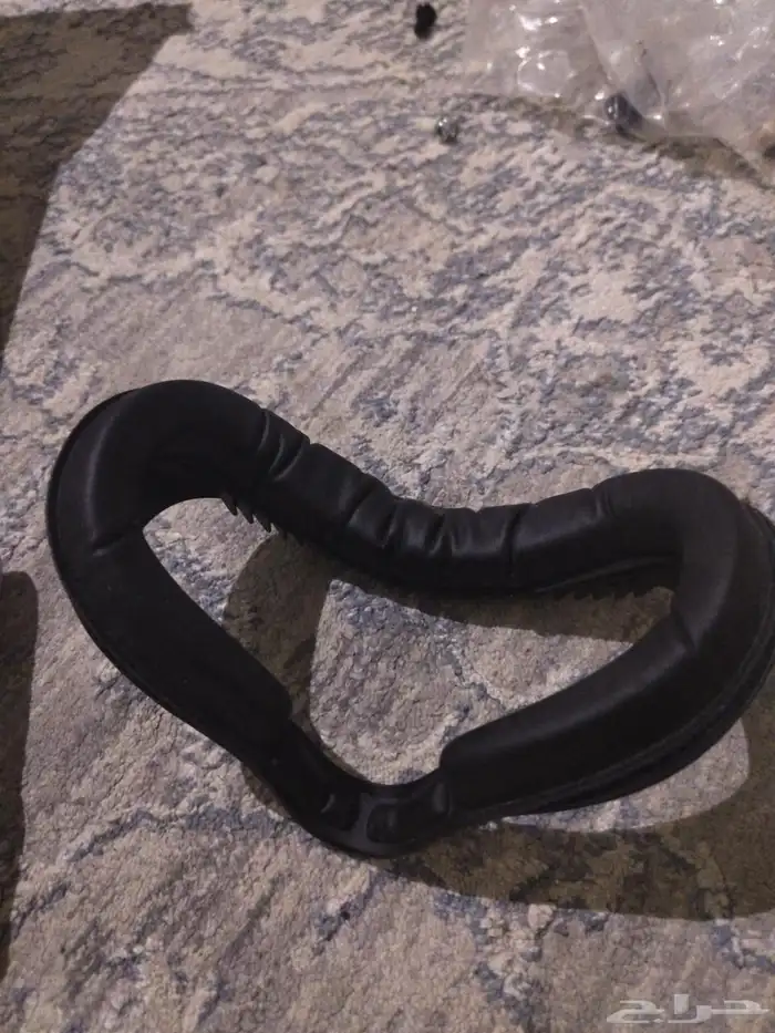 Oculus Meta Quest 2 خربانه مع ملحقاتها 5