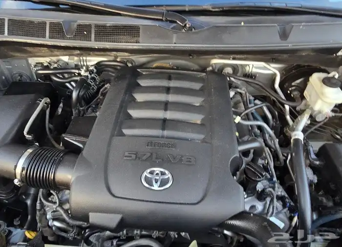 مكينة. سكويا 2010 . 2012 0