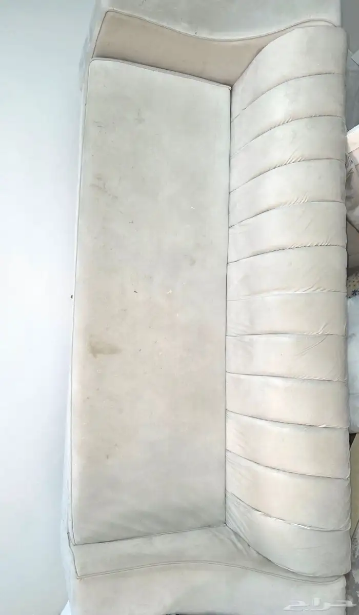 عندي كنبتين ثلاث نفر موضح بالصوره 0