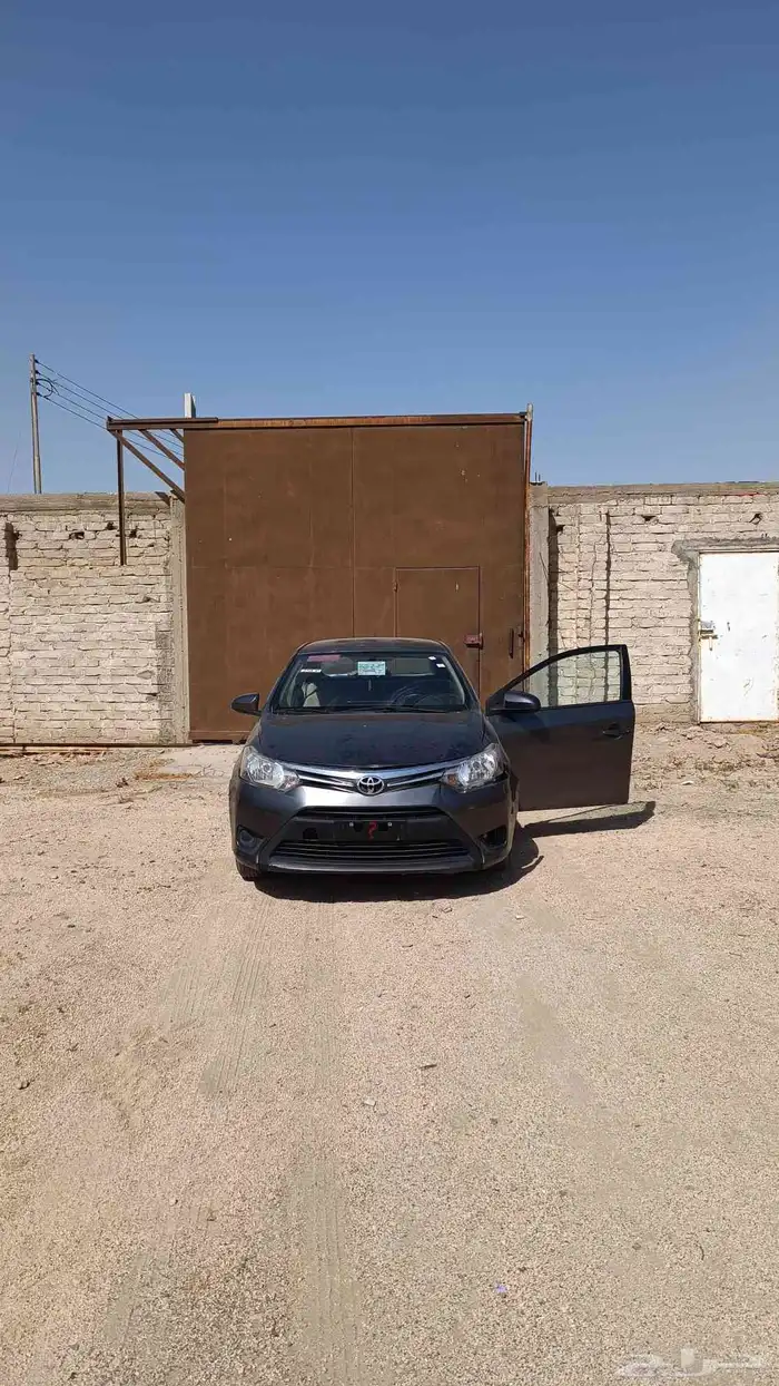 تيوتا يارس 2015 2