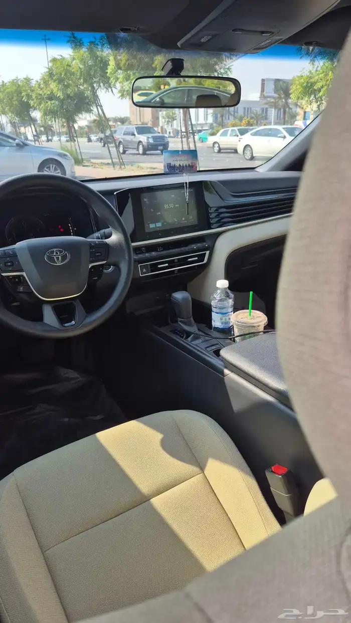 تويوتا كامري 2025 ستاندر بنزين 3