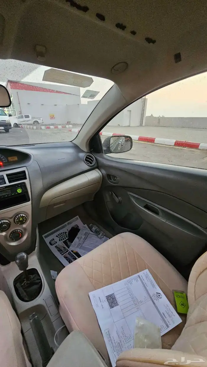 يارس 2013 قير عادي ماشي 164 الف ممشى حقيقي 8