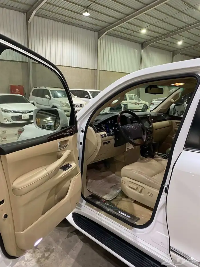 للبيع لكزس 2010 فل كامل سعودي ممشى قليل 8