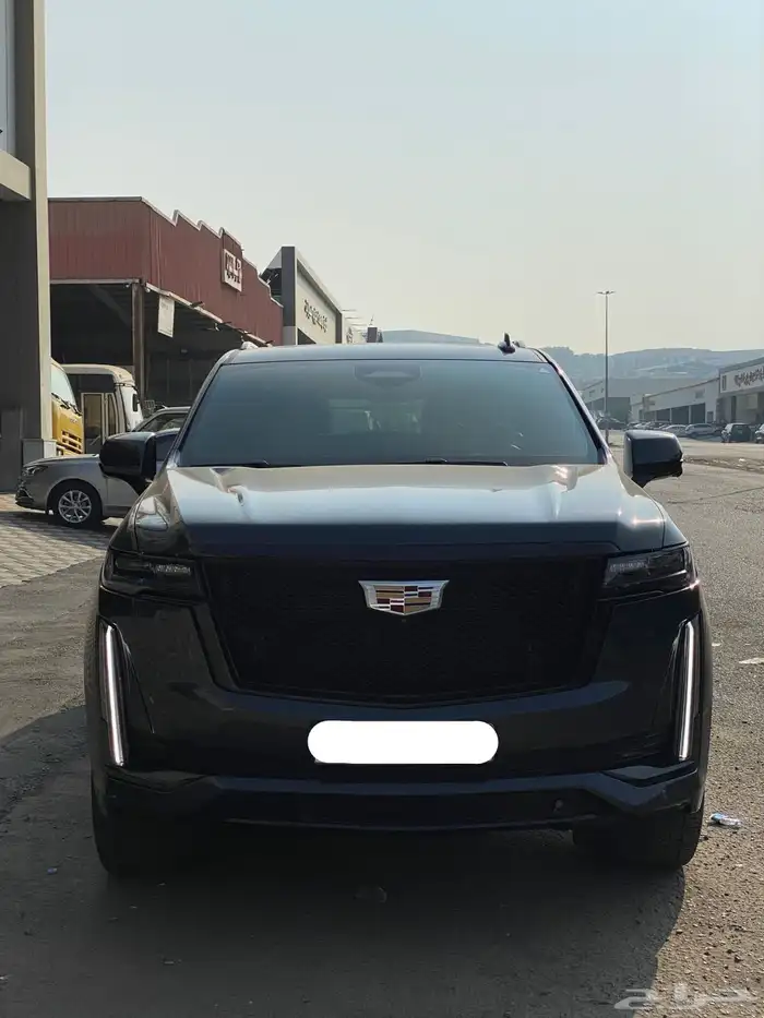 كاديلاك اسكاليد 600 موديل 2022 0