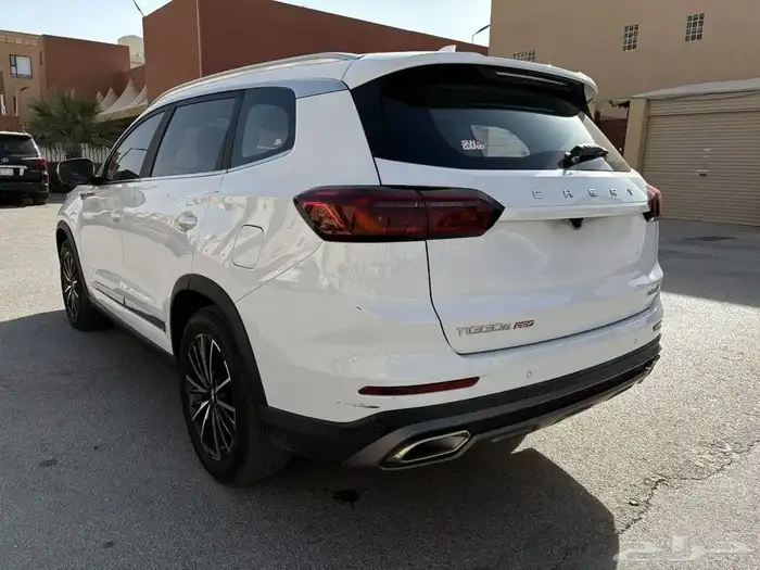 للبيع شيري تيجو 8 برو 2023 7 مقاعد 1600 تيربو ممشي 15000 كم 6