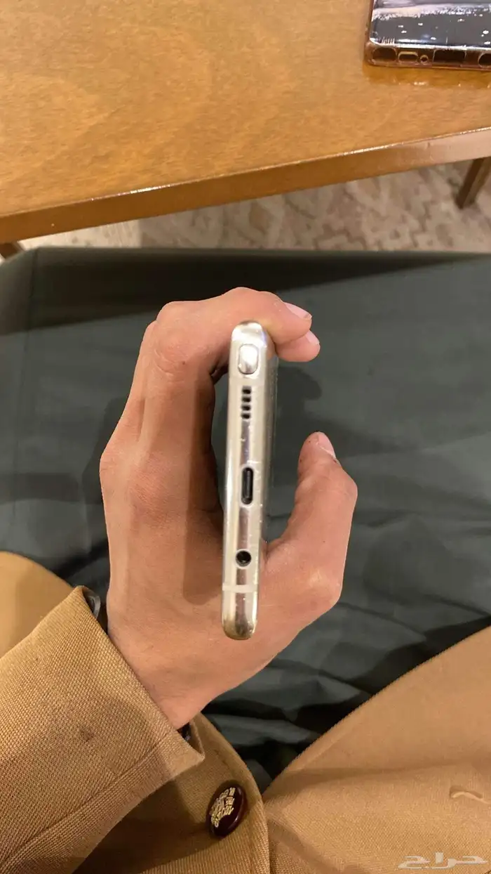 جوالات للبيع 4