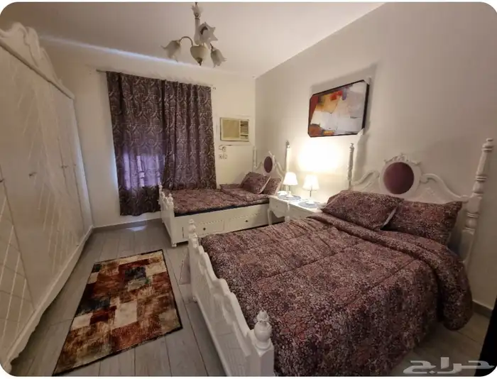 الأكابر فلة فندقية شقتين 6 غرف 3 صالات 4دورات بالقرب من قباء 16