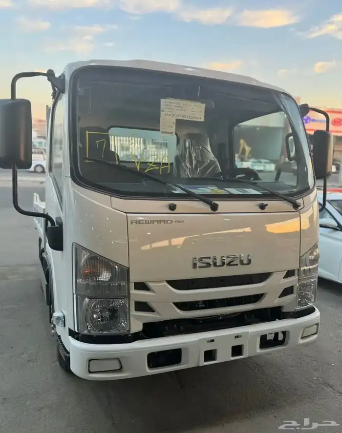 ايسوزو قلاب3طن 2025 0