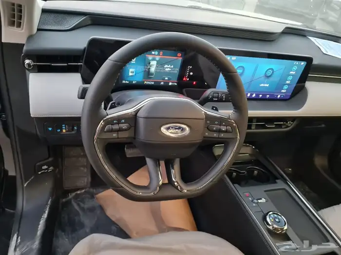 فورد تورس امبيانتي ستاندر 11