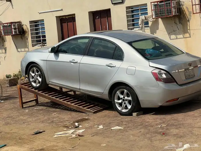 جيلي امجراند ec7 2