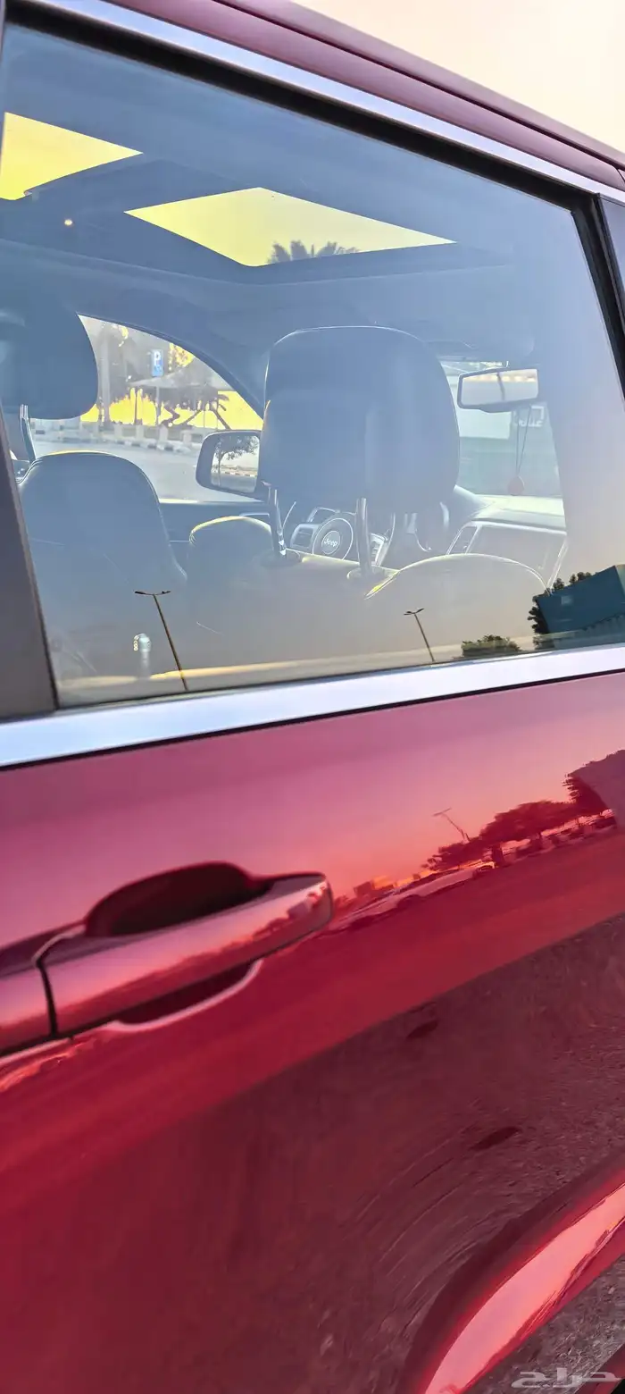 جيب جراند شروكي SRT موديل 2013 7